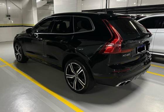 VOLVO XC60 2.0 T8 HYBRID R-DESIGN AWD GEARTRONIC VOLVO XC60 2.0 T8 HYBRID R-DESIGN AWD GEARTRONIC